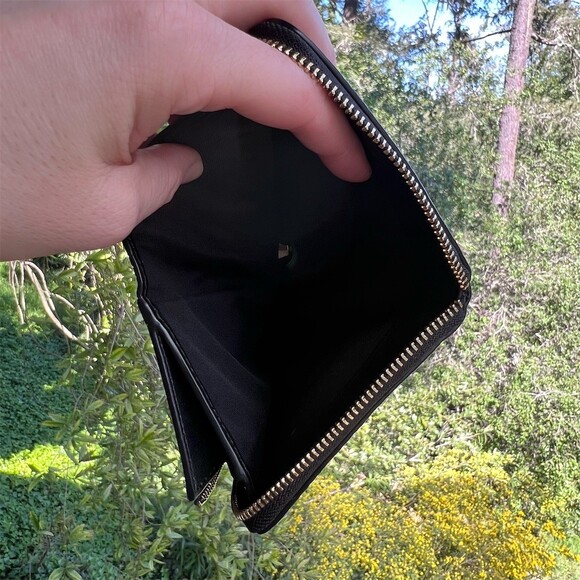 COACH Medium BLACK Pebble Leather Wallet with Gold Hardware AUTHENTIC - Picture 5 of 9